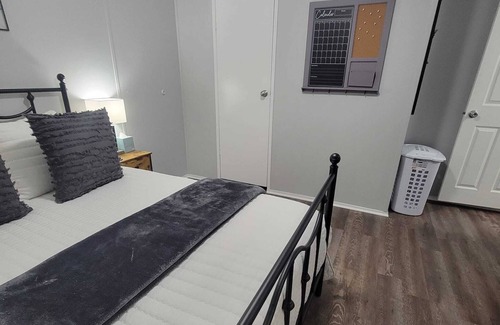 Ruffin House | -The Cozy Casa- 2 min drive from Exit 53 in Walterboro. Clean & Stylish!