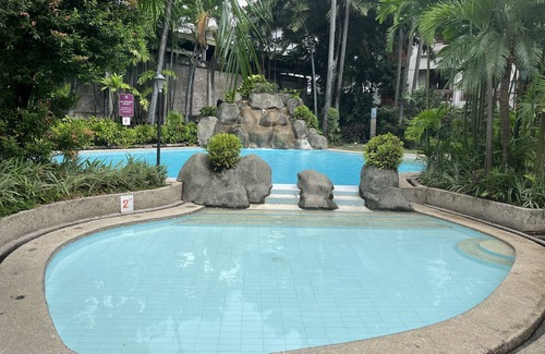 Pasig Condo | The Cozy Place Condo with Mini Bar