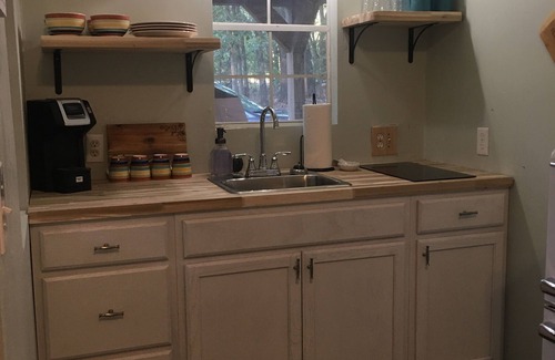 Cookson House | The Cranny @ Cookson —Tiny House Experience! Night, week & monthly stays