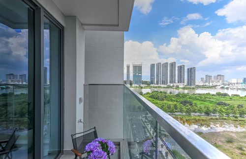 District 4 Apartment | The Crest High-end 2BR flat with extraordinary panoramic view