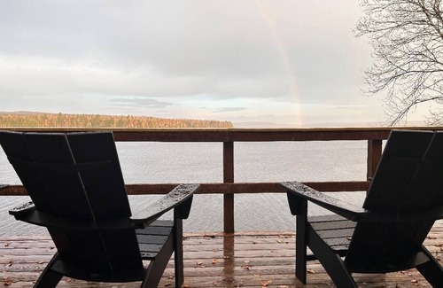 Northeast Somerset Cabin | The Crooked Nook 2-bedroom waterfront cabin in brilliant Rockwood with WiFi