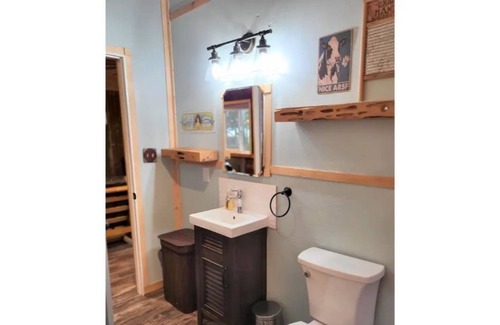 Days Creek House | The Crows Nest at Pachamama Farm