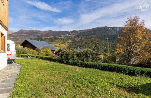La Lechere House | THE CUBS HUT