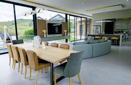 Dullstroom Villa | The Curve