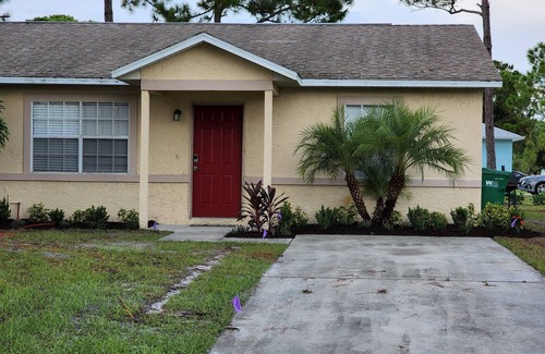 Sebastian Highlands House | The Dahl House in Sebastian, just minutes to the Indian river and Wabasso Beach.