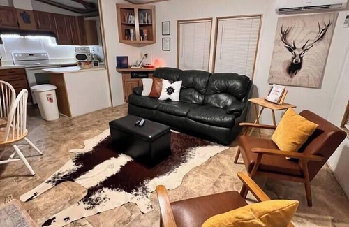 Venus House | The Deer Retreat at Venus