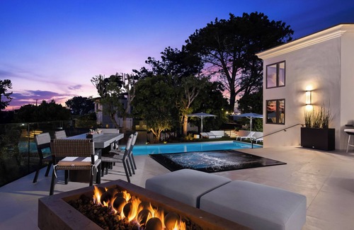 Del Mar House | The Del Mar Hilltop Oceanview Resort Mansion