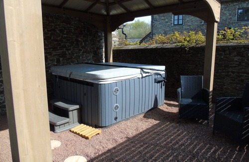 Devon Cottage | The Den - Dog friendly cottage for 2 with a sauna