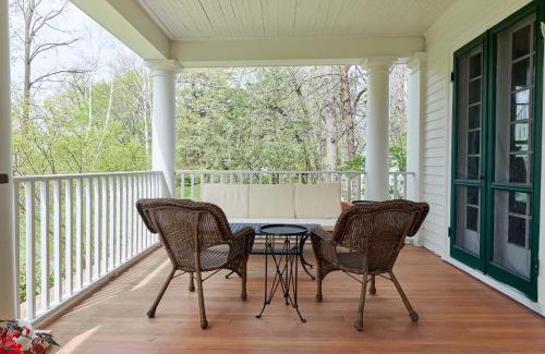 Lenox Bed & Breakfast | The Dewey by The Lenox Collection