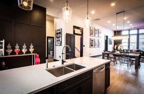 Paducah House | The Dim Light: Downtown Paducah