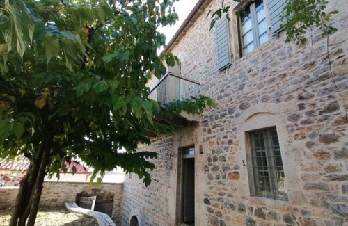 Lagadia House | The Doctor’s Mansion - Arkadia