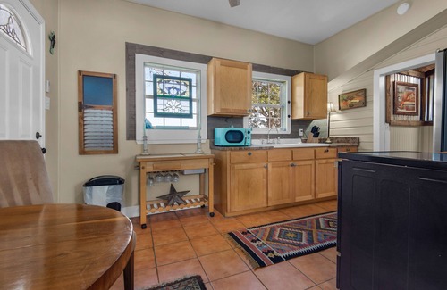 Laurel Hill House | The Dog House at Stillwater Ranch