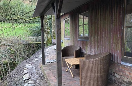 Graigfechan Apartment | The Doghouse at Faraway Follies
