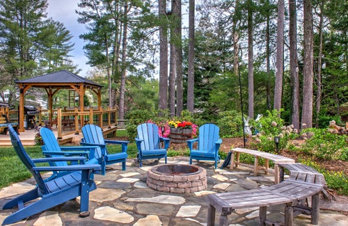 Valley Hill House | The Dogwood Meadow 2BR Log Cabin with Fire Pit, Waterfall, Large Yard