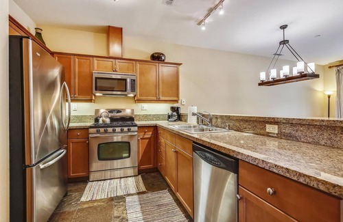 Truckee Condo | The Dolomite Getaway #6