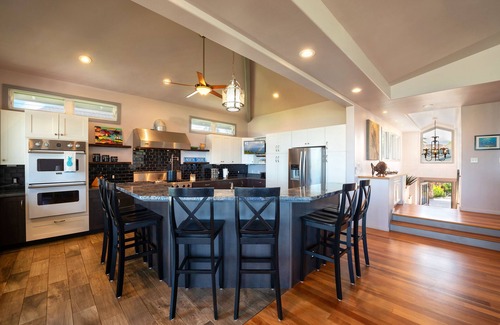 Princeville House | The Dolphin Hale - Deluxe Ocean View family home full of ALOHA!