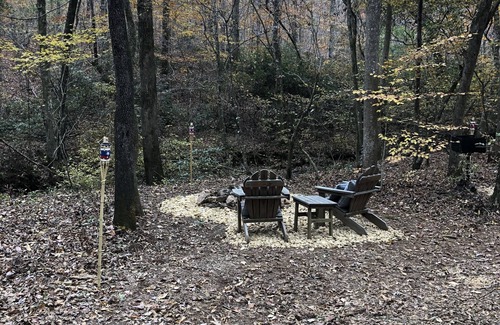 Ashland RV Rental | The "Double" has 2 sites & great for groups; Whiskey River II has a ramp