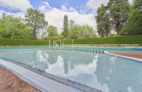 Mondariz-Balneario Apartment | The Dovecote of the Grand Hotel