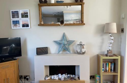 Thurlestone Apartment | The Downs, Thurlestone, South Devon, close to several beaches