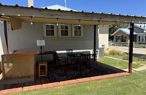 Alpine House | The Dragonfly Cottage - Downtown