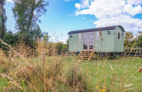 Mappleton House | The Dragonfly