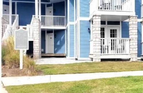 Oro-Medonte Condo | The DREAM HOUSE Retreat @Carriage Hill next door to HORSESHOE VALLEY RESORT