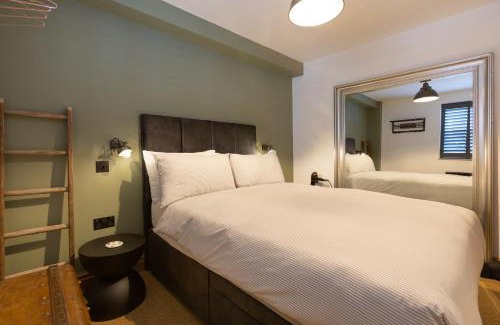 Trowbridge Apartment | The Duke