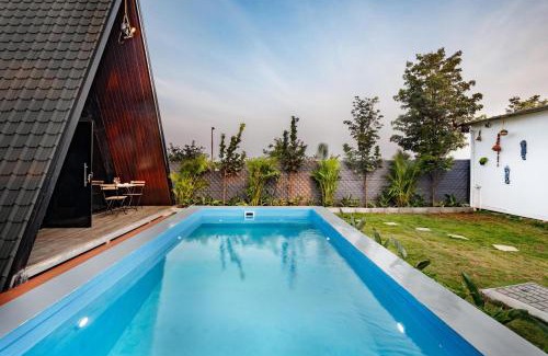Devanahalli Villa | The Dune Retreat by StayJadePoolTwin VIllas