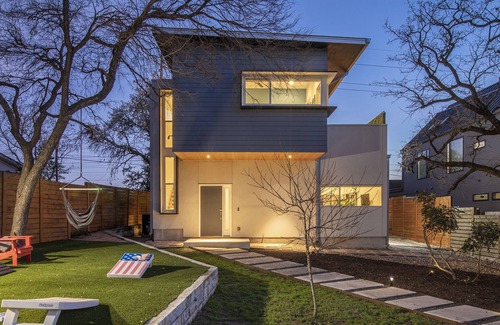 Swede Hill House | The Eastsider by Lodgewell