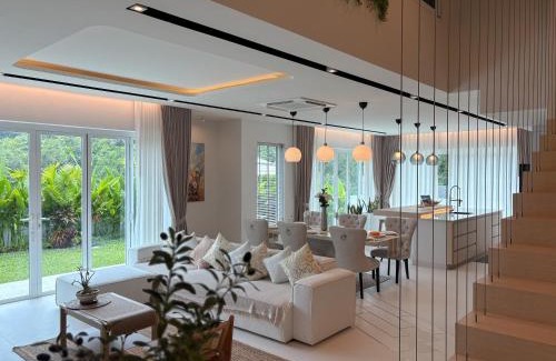 Pa Klok Villa | The Eden Hill