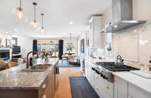 Tremont House | The Emerald Manor