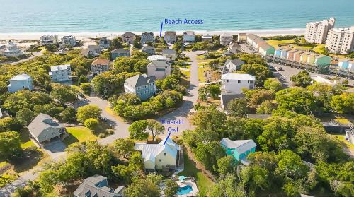 Emerald Isle House | The Emerald Owl House - Peaceful Emerald Isle Beach House w/Luxurious Heated Pool!