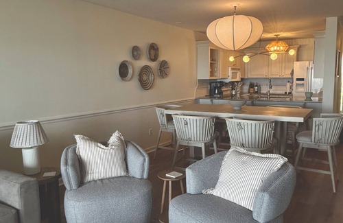 Pine Knoll Shores Condo | The Emerald View- Oceanfront- Top Floor- 3 Pools
