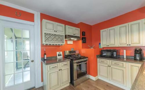 Newtonville Apartment | The Enslin House: Haunted House in UpstateNY
