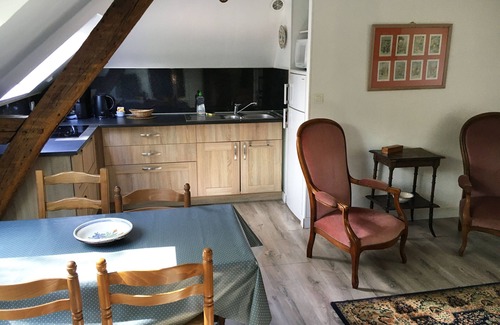 Sille-le-Philippe Apartment | The entire farmhouse apartment (Grand + Petit Appartement combination)