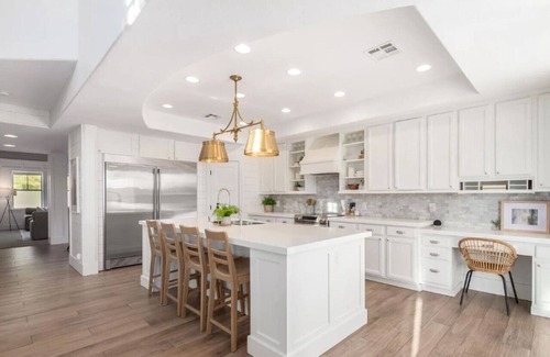 Power Ranch House | The Esplanade Experience | Pool | BBQ Grill| Modern | Cozy