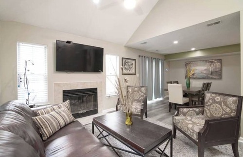 Central Newport News House | The Eustis Blues Hideout