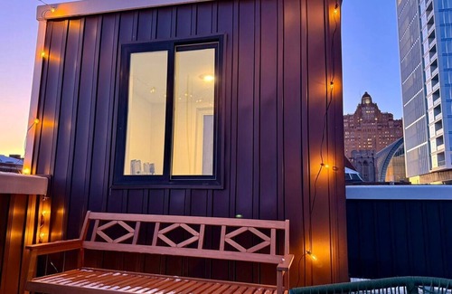 Center City House | The Executive/Center-City/3BR/4Bath/Private-Garage