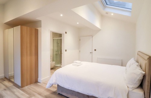 Newmarket House | THE EXNING HOUSE, pet friendly, with a garden in Newmarket