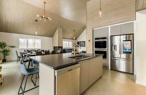 Shefford Ski Chalet | The Experience SÔ Lodge