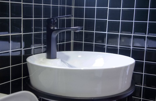 Central Kampala Bed & Breakfast | The Explorers Hub