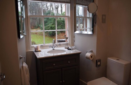 Cromarty Bed & Breakfast | The Factor's House