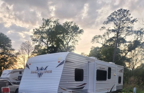 Fort Mitchell RV Rental | The faith grain camper