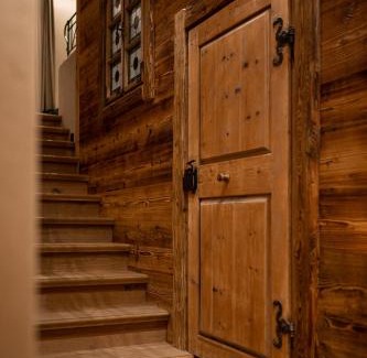 Lech am Arlberg Ski Chalet | The Falcon