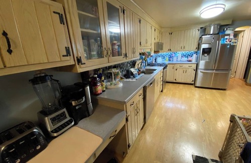 Erie House | The Family Escape Ranch (Large Listing)