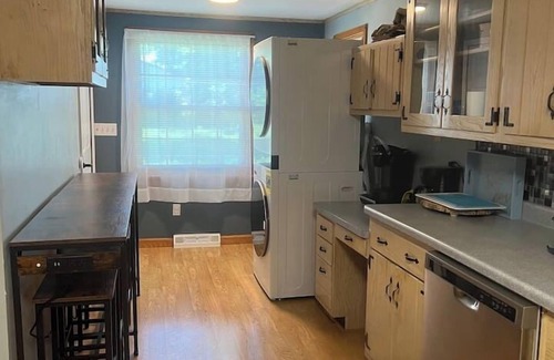 Erie House | The Family Escape Ranch (Large Listing)