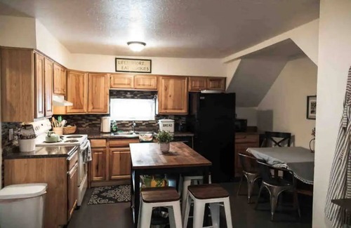 Fairbanks House | The Farmhouse - Clean, comfortable, and affordable!