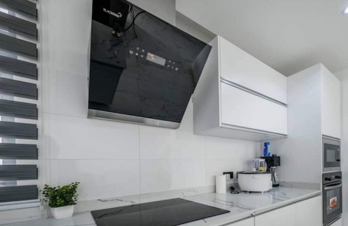 Labone House | The Fii, Elegant Home in Accra, 7 mins away from Airport