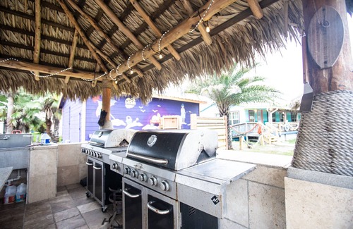 Port Aransas Cabin | The Fish Cabin is perfect for a relaxing beach vacation!