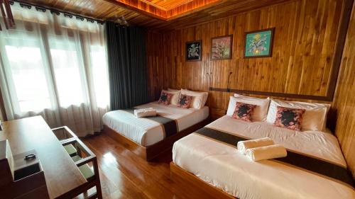 Thong Pha Phum Hotel | The Floating Lake House